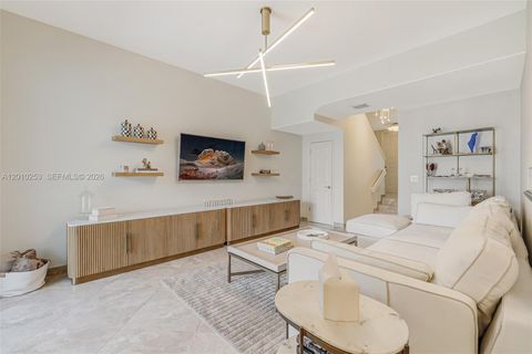 Tiny photo for 20990 NE 30th Pl, Aventura, FL 33180 (MLS # A12010253)