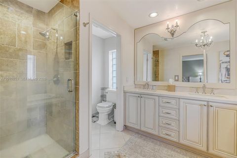 Tiny photo for 20990 NE 30th Pl, Aventura, FL 33180 (MLS # A12010253)
