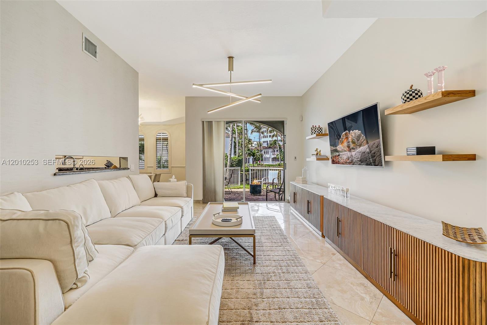 AVENTURA LAKES PHASE 1 - Residential