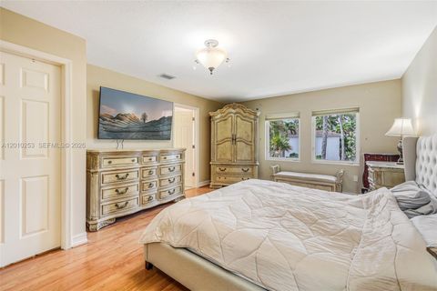 Tiny photo for 20990 NE 30th Pl, Aventura, FL 33180 (MLS # A12010253)