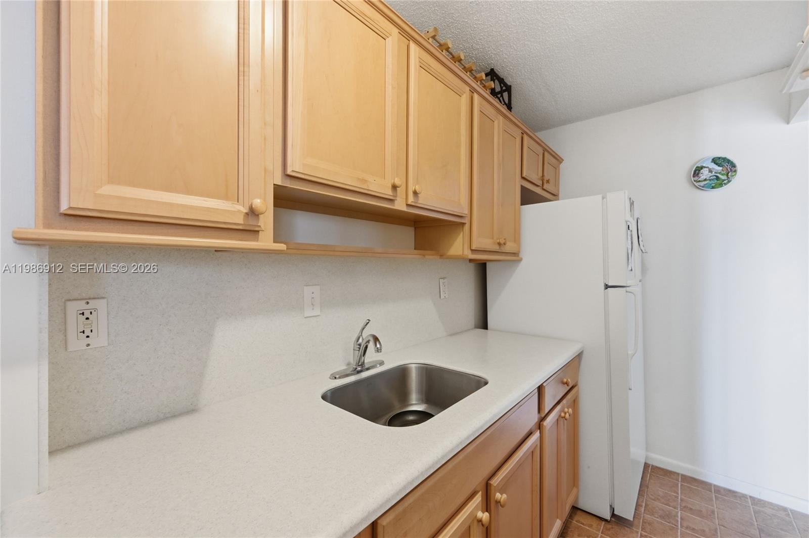 BAL HARBOUR RES SEC - Residential