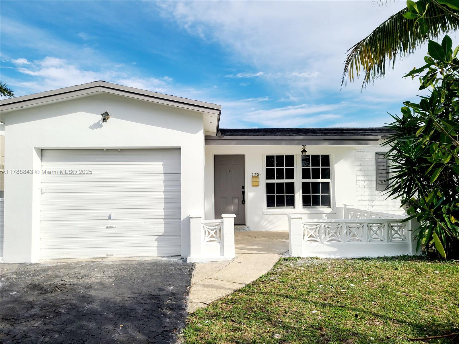 4230 Nw 52nd Ave 4230, Lauderdale Lakes, Broward County, Florida - 3 Bedrooms  
2 Bathrooms - 