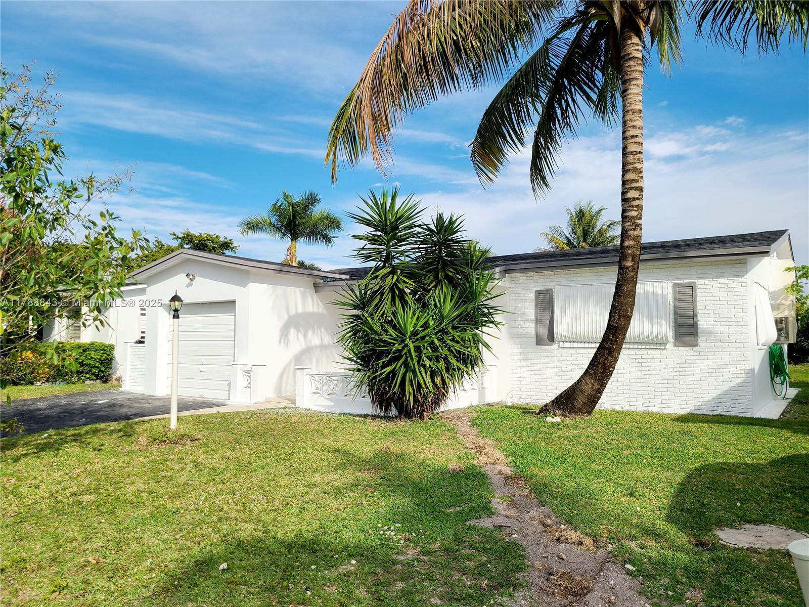 OAKLAND ESTATES 7TH SEC - Residential Lease