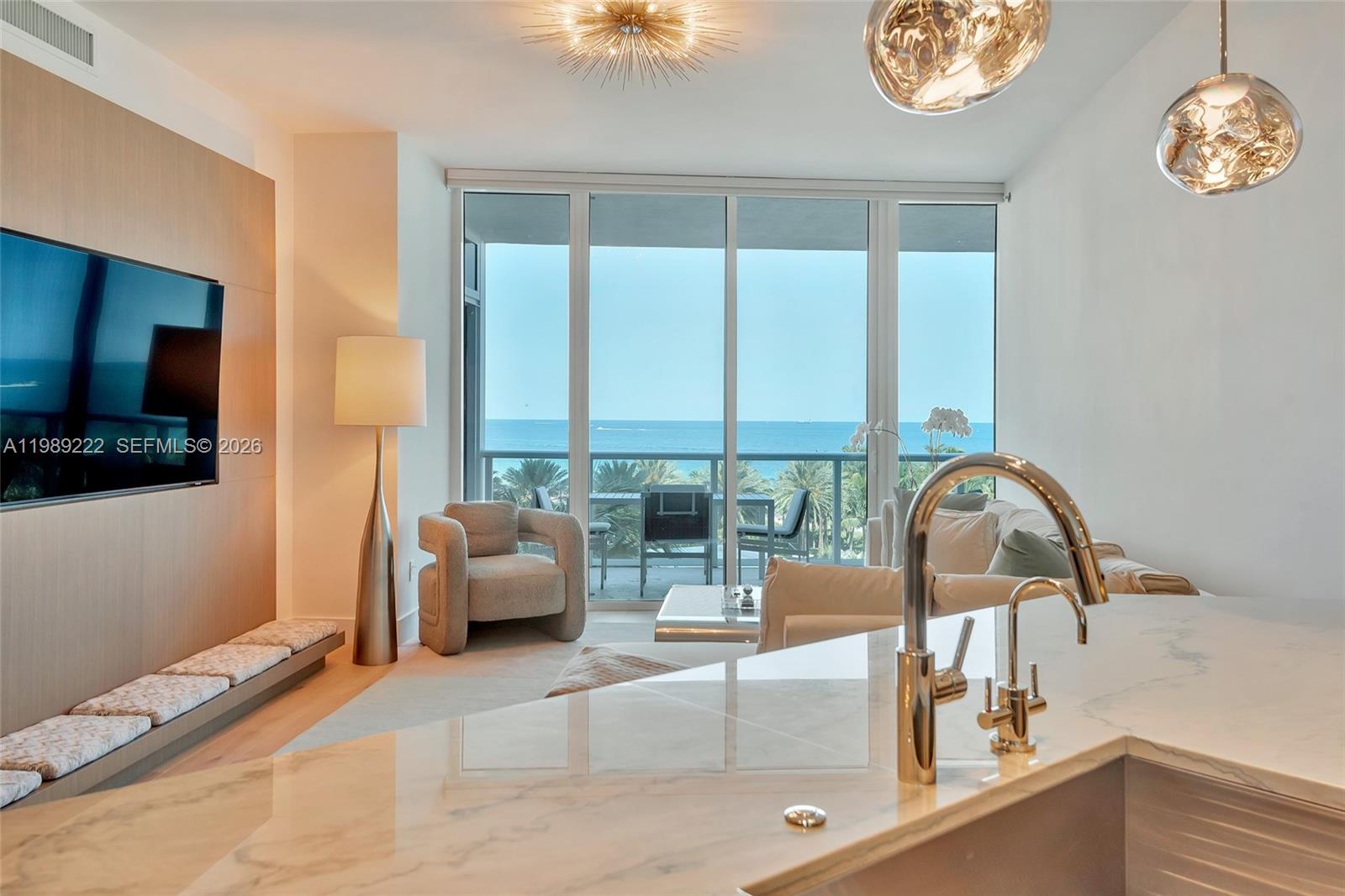 CONTINUUM ON SOUTH BEACH - Residential Lease