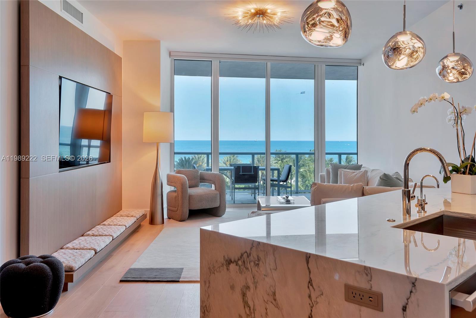 CONTINUUM ON SOUTH BEACH - Residential Lease