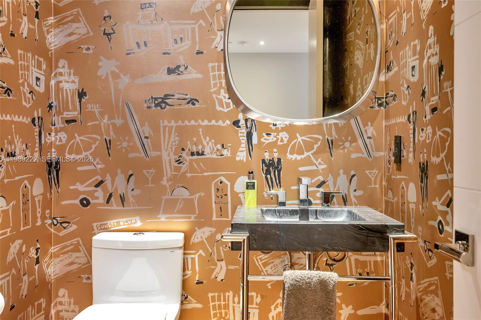 CONTINUUM ON SOUTH BEACH - Residential Lease