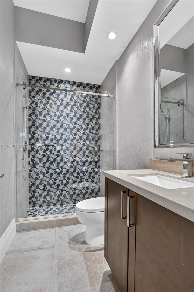 ST ANDREWS COUNTRY CLUB 1 - Residential