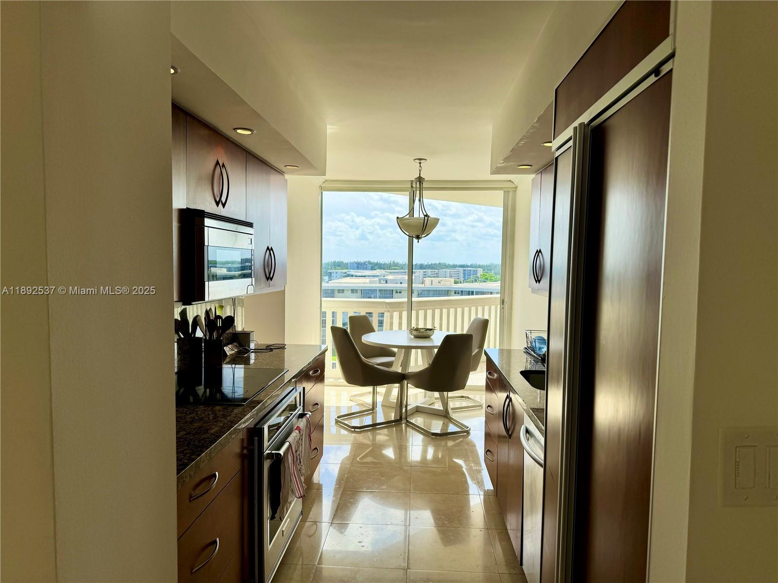 WILLIAMS ISLAND - Residential