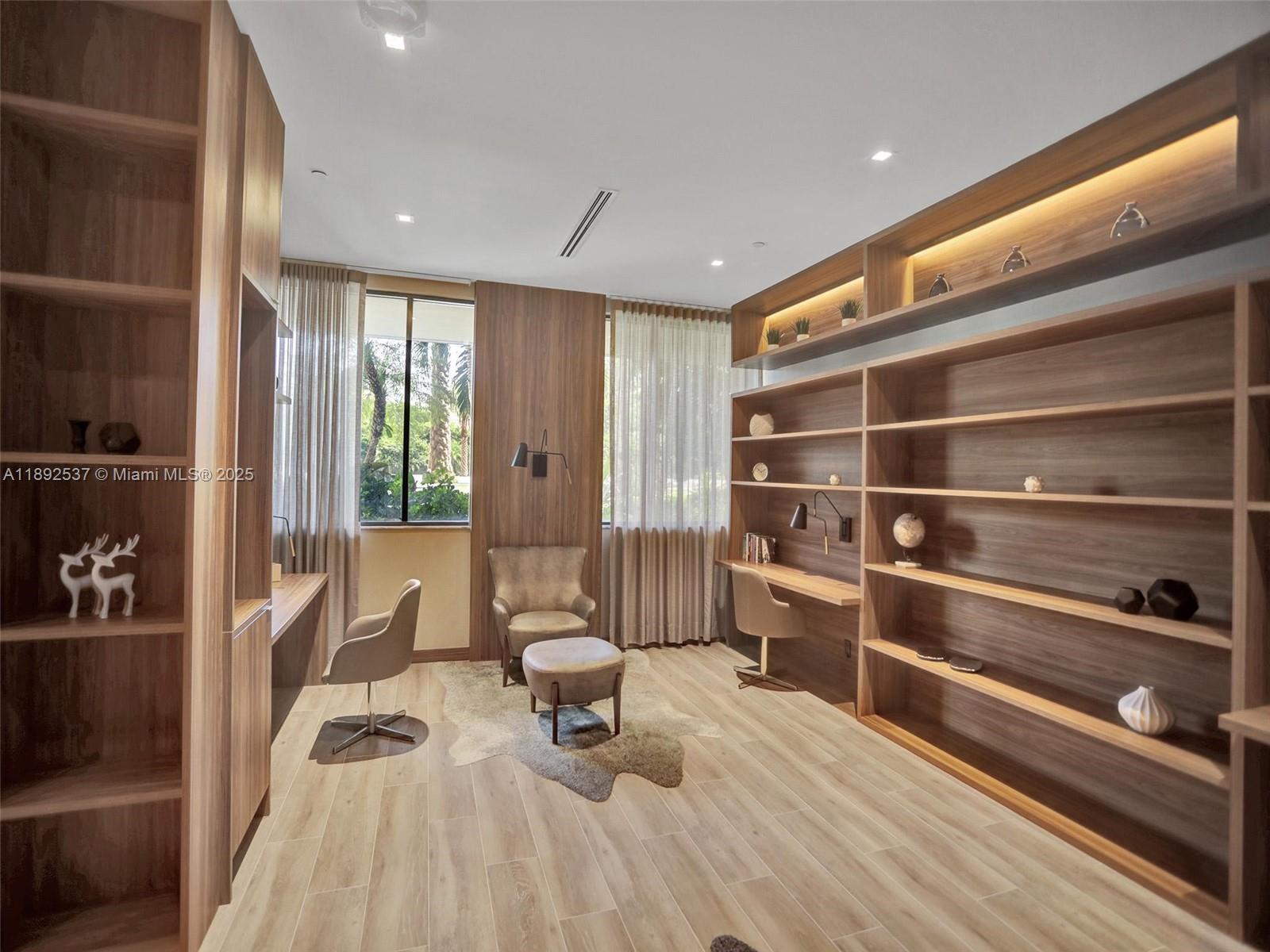 WILLIAMS ISLAND - Residential
