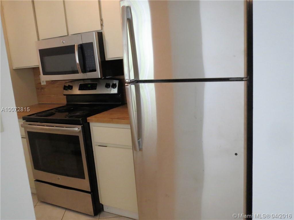 Las Brisas Country Club M - Residential Lease