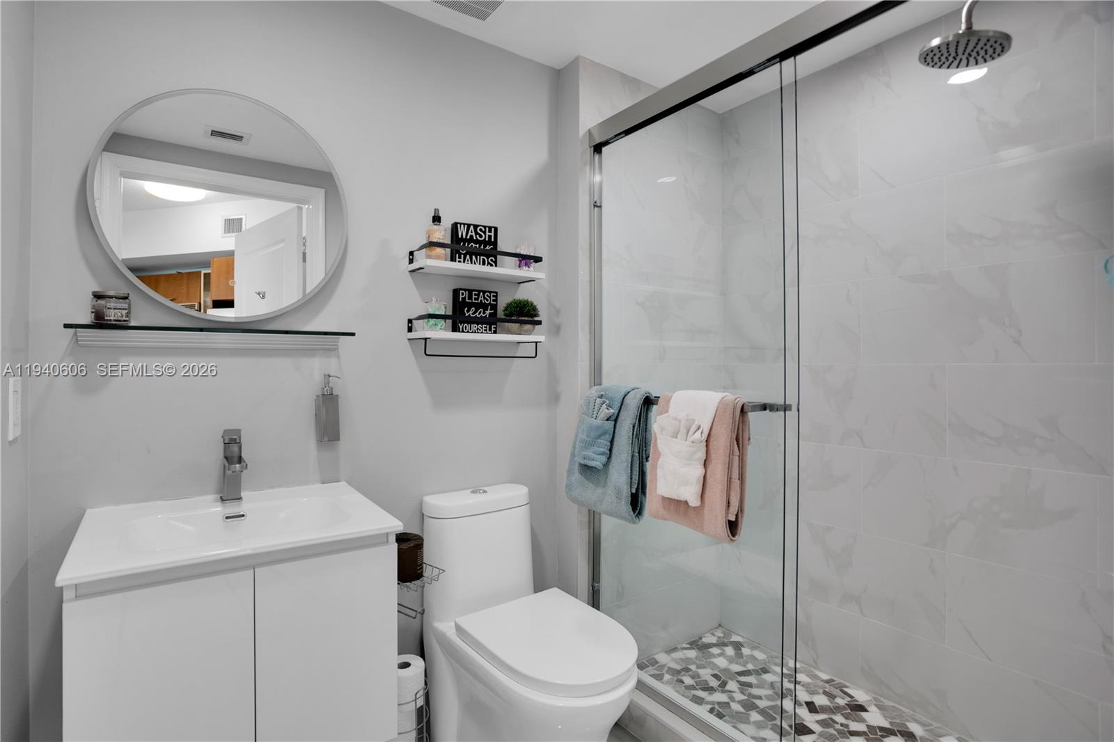 PLATINUM CONDO - Residential Lease