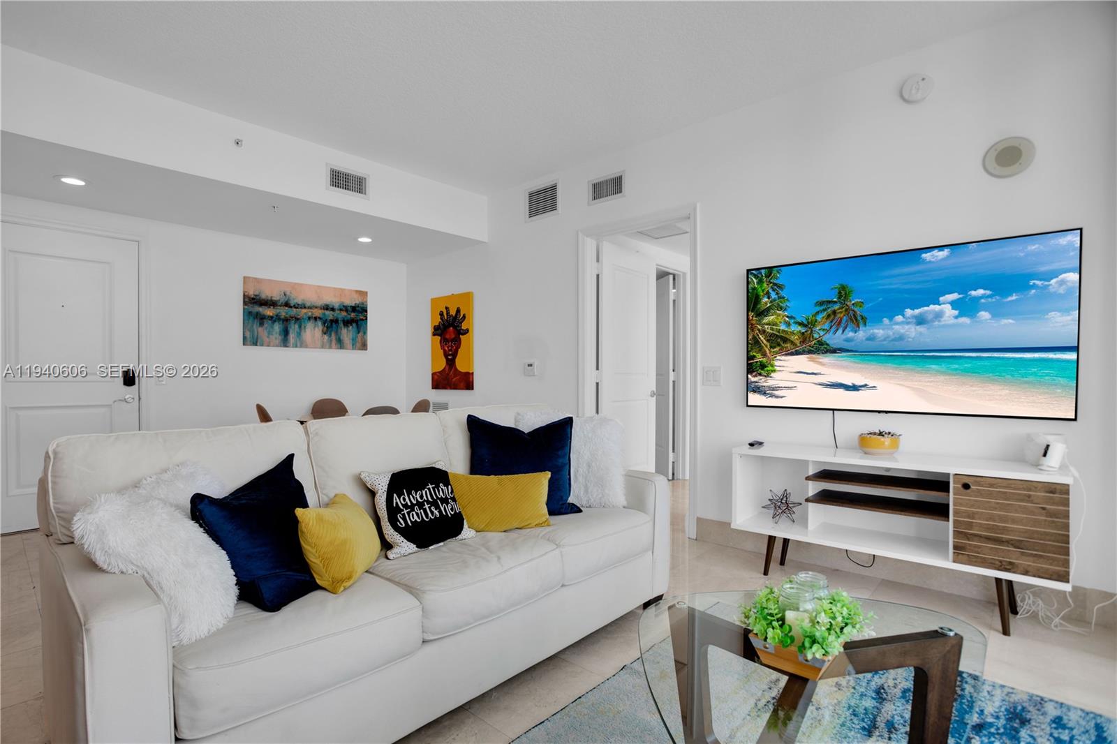 PLATINUM CONDO - Residential Lease