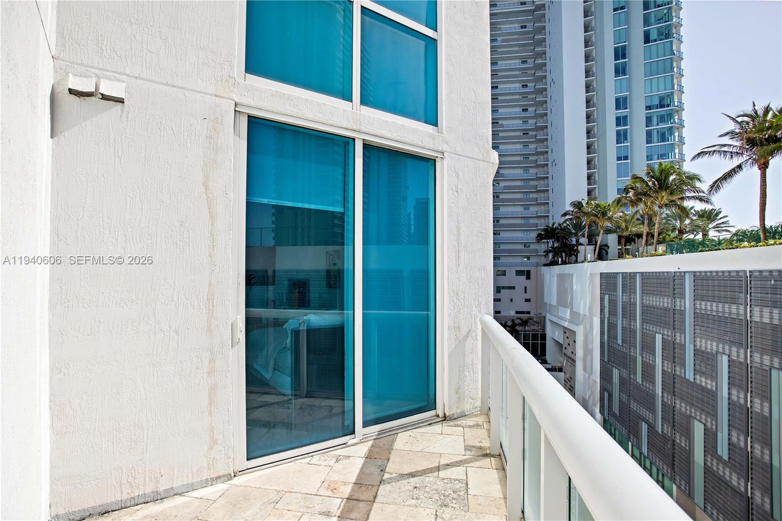 PLATINUM CONDO - Residential Lease