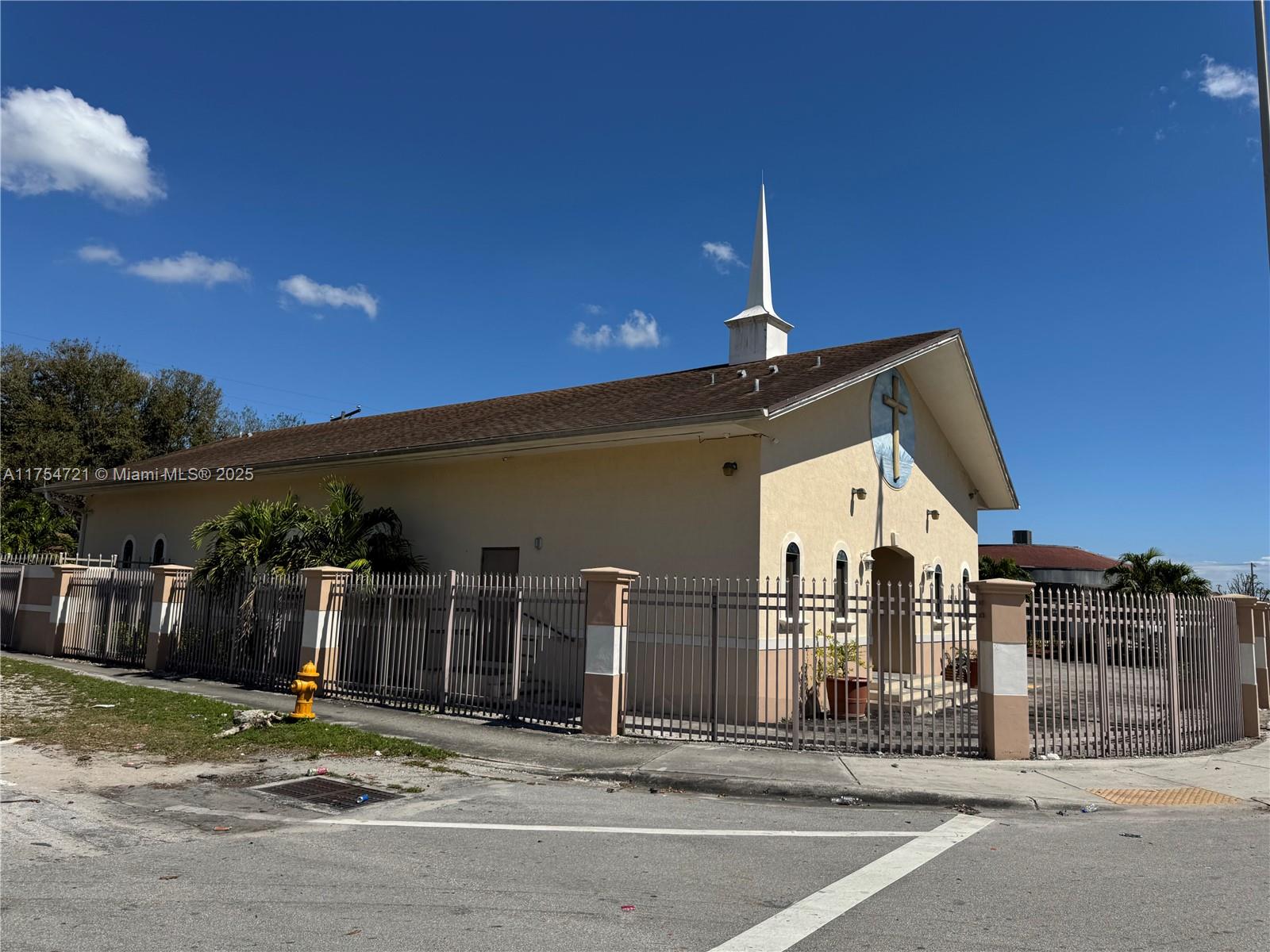 1595 NW 119th St