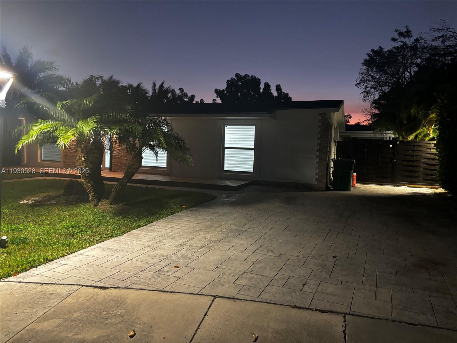 BEL AIRE SEC 8 - Residential Lease