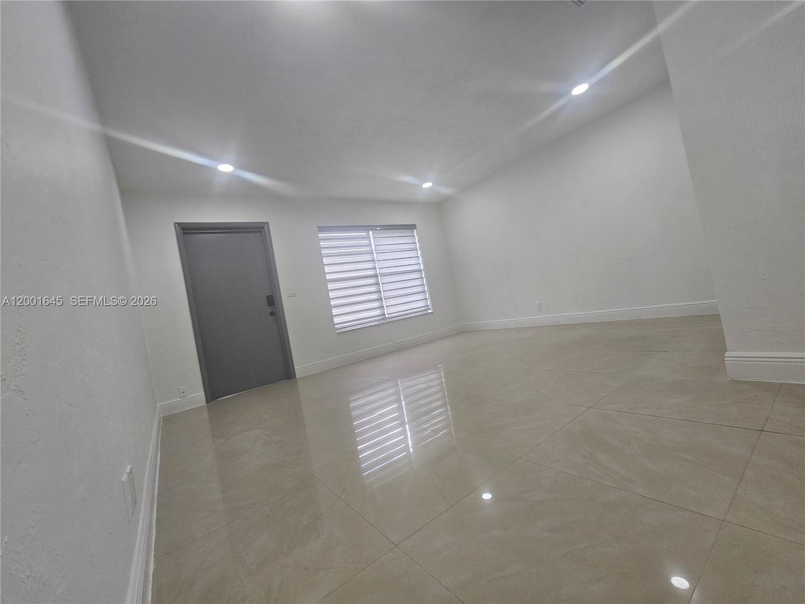 OLD DIXIE MANOR - Residential Lease