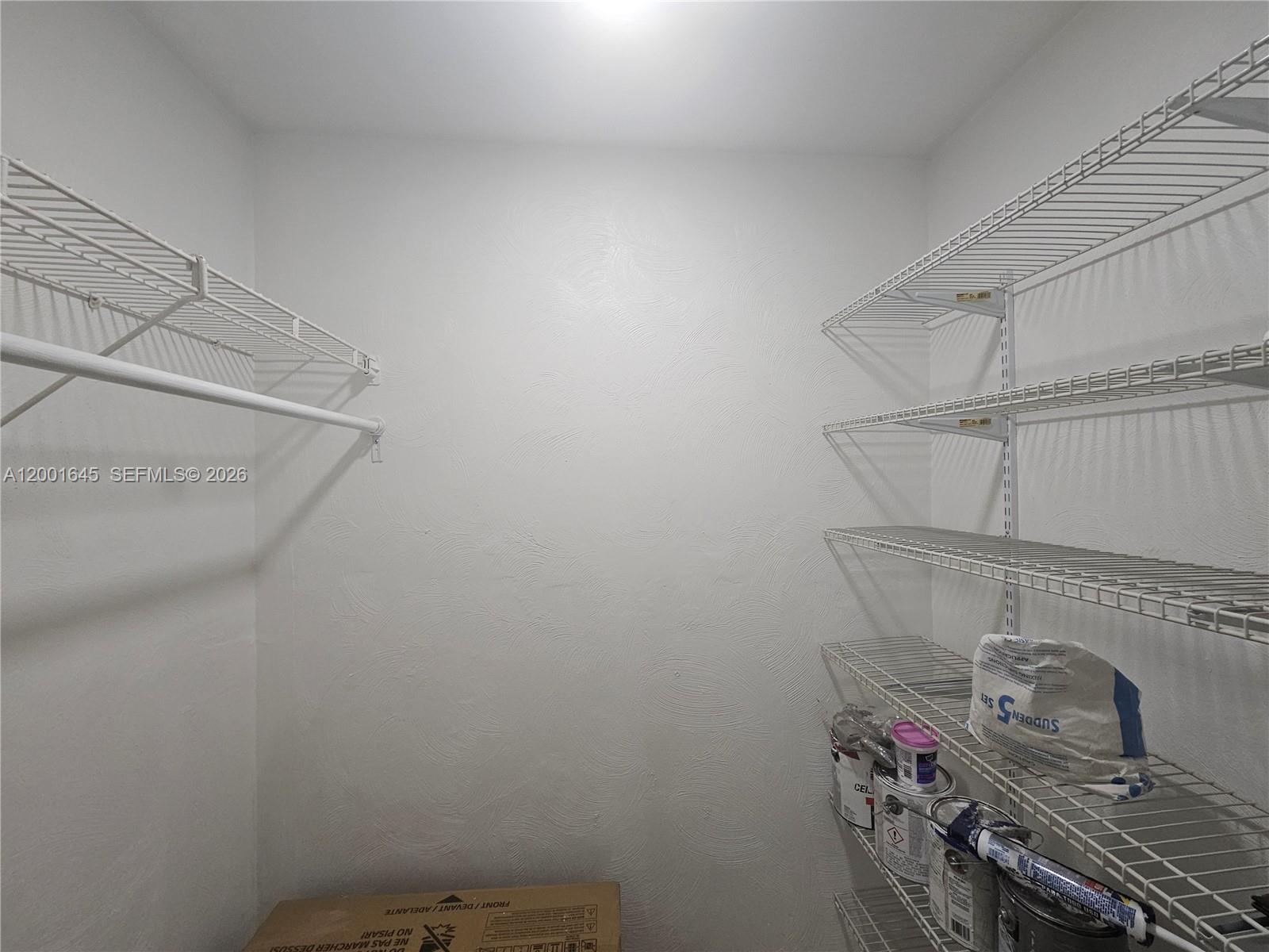 OLD DIXIE MANOR - Residential Lease