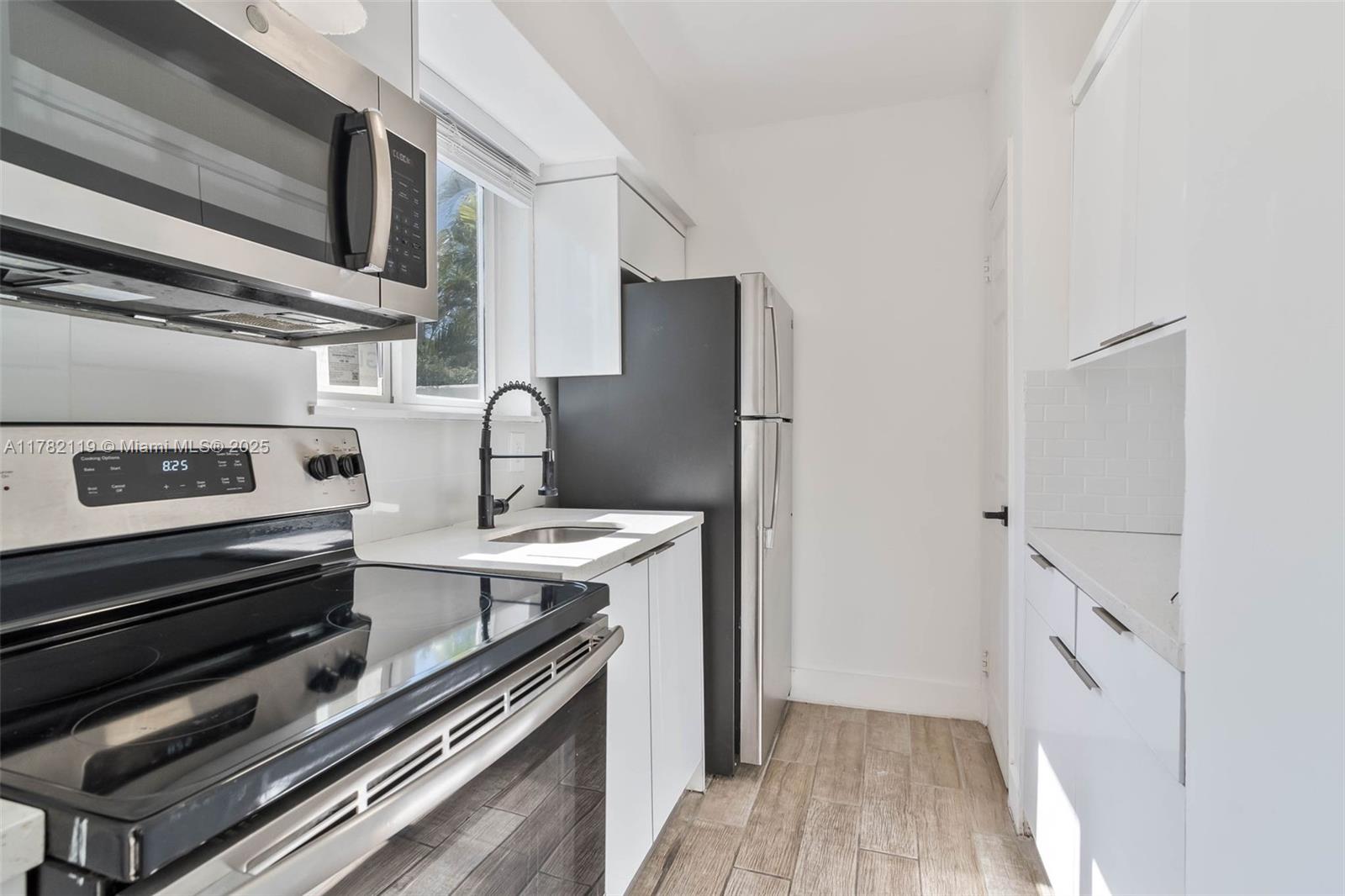 Rental Property at 2190 Sw 14th Ter 5, Miami, Broward County, Florida - Bedrooms: 1 
Bathrooms: 1  - $2,000 MO.