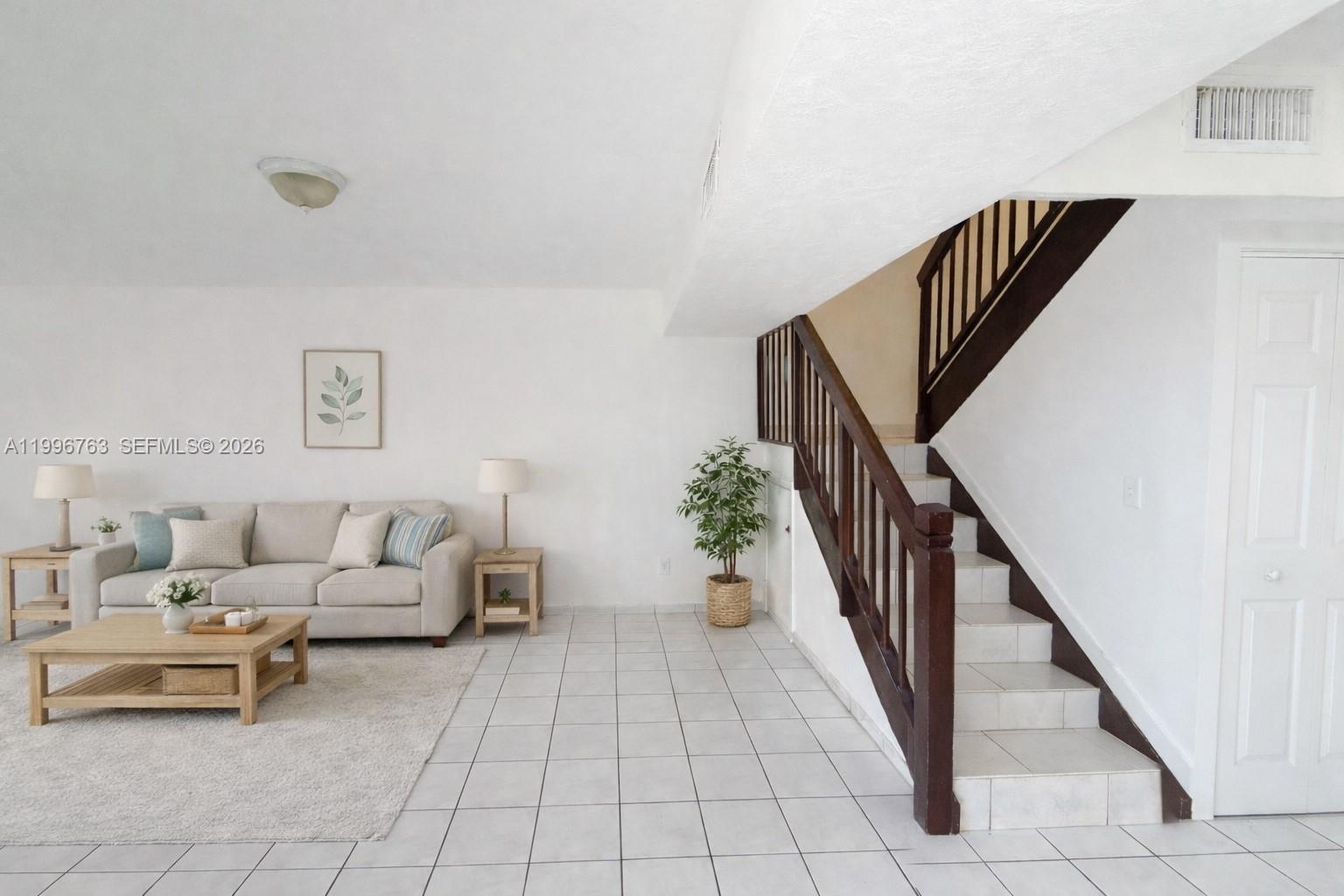 LAGO GRANDE FOUR-A CONDO - Residential