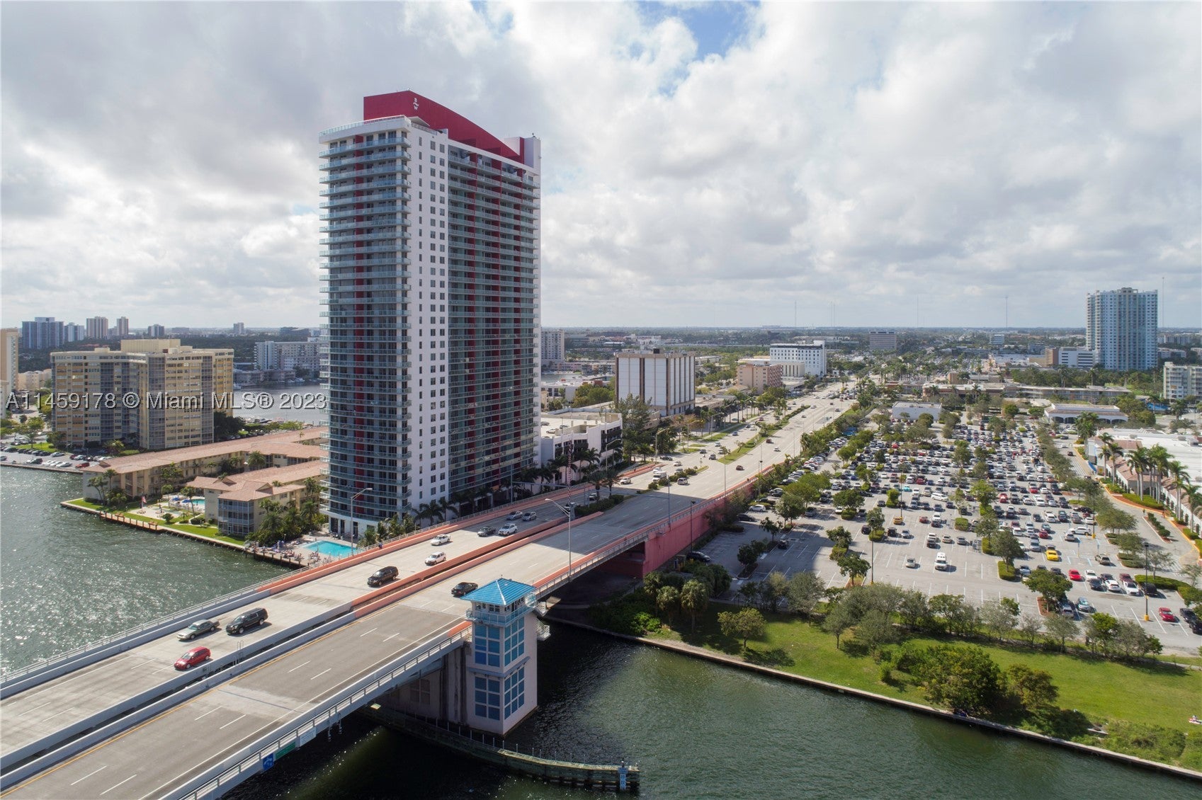 4010 S Ocean Dr R2206
