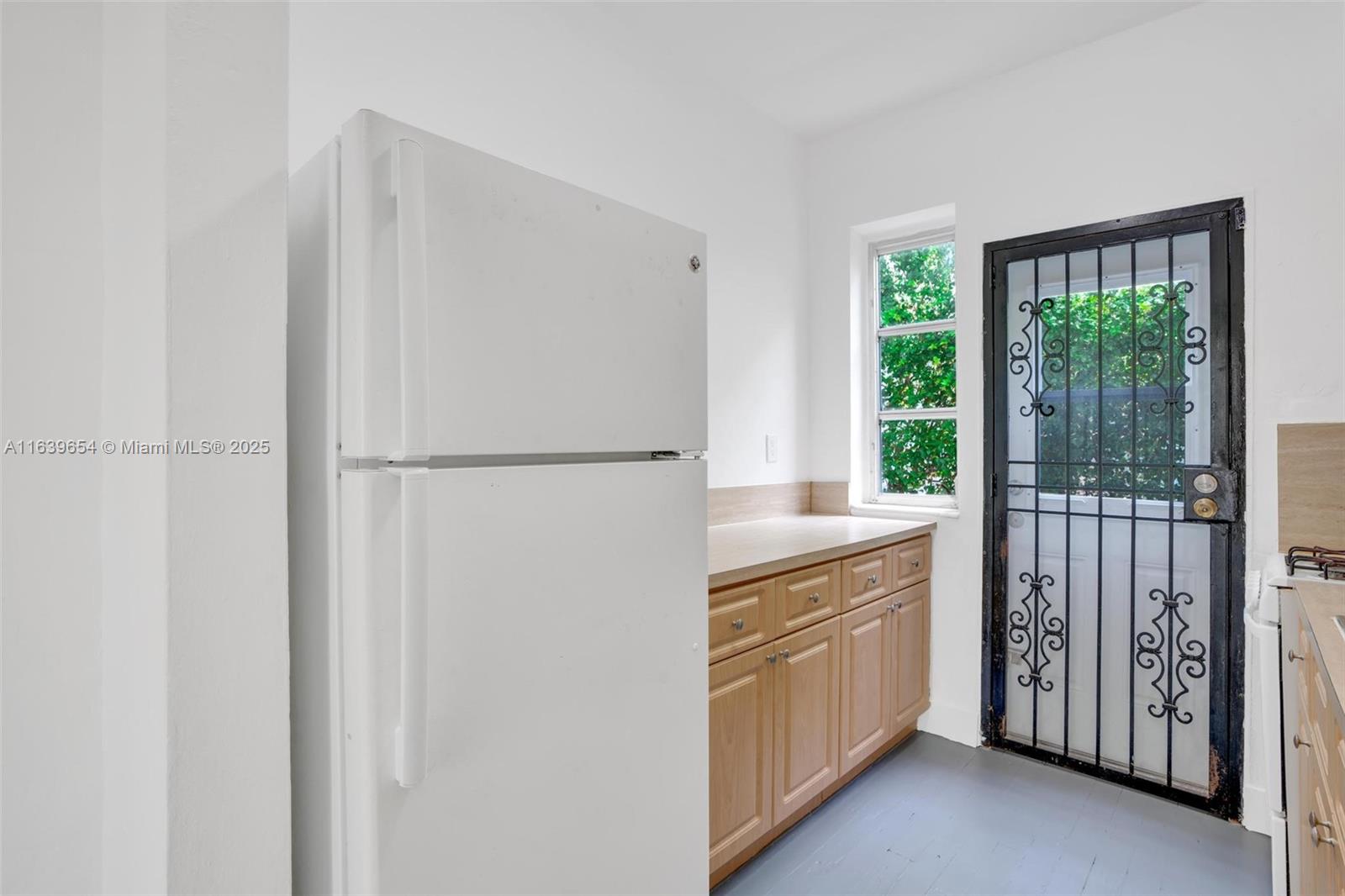 821 JEFFERSON CONDO - Residential