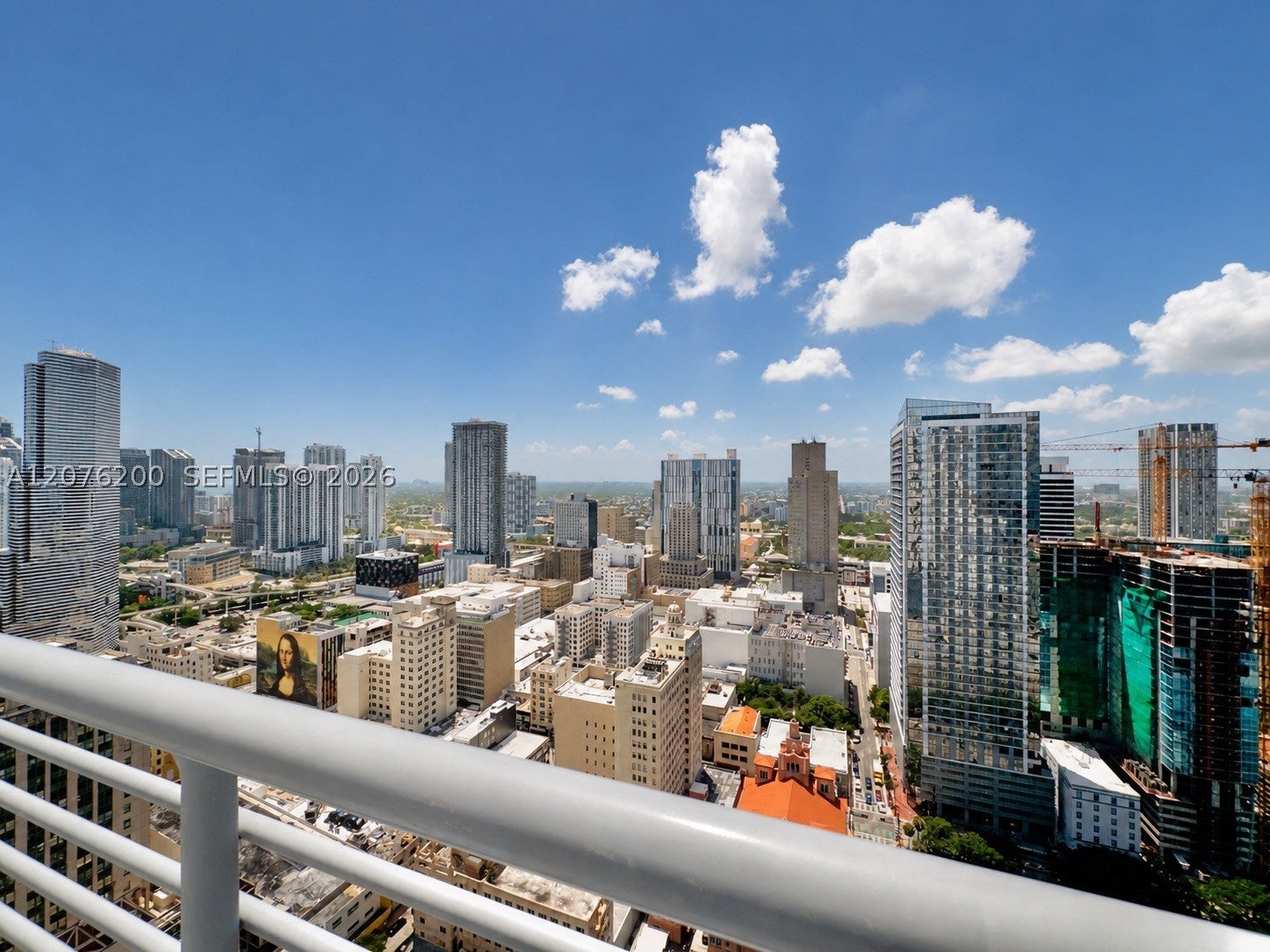 133 NE 2nd Ave 3513