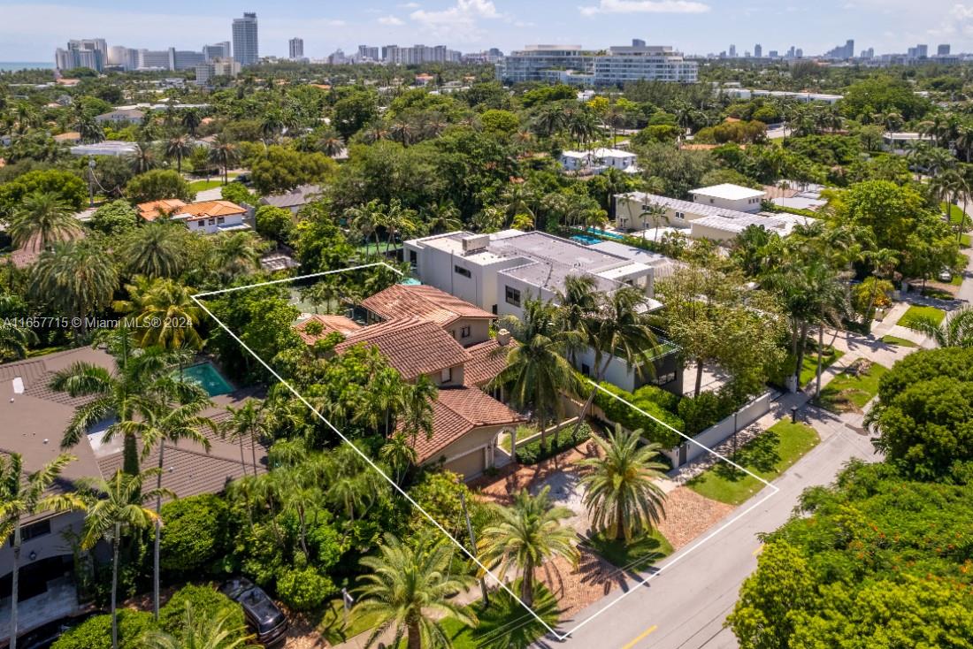 LA GORCE GOLF SUB - Residential