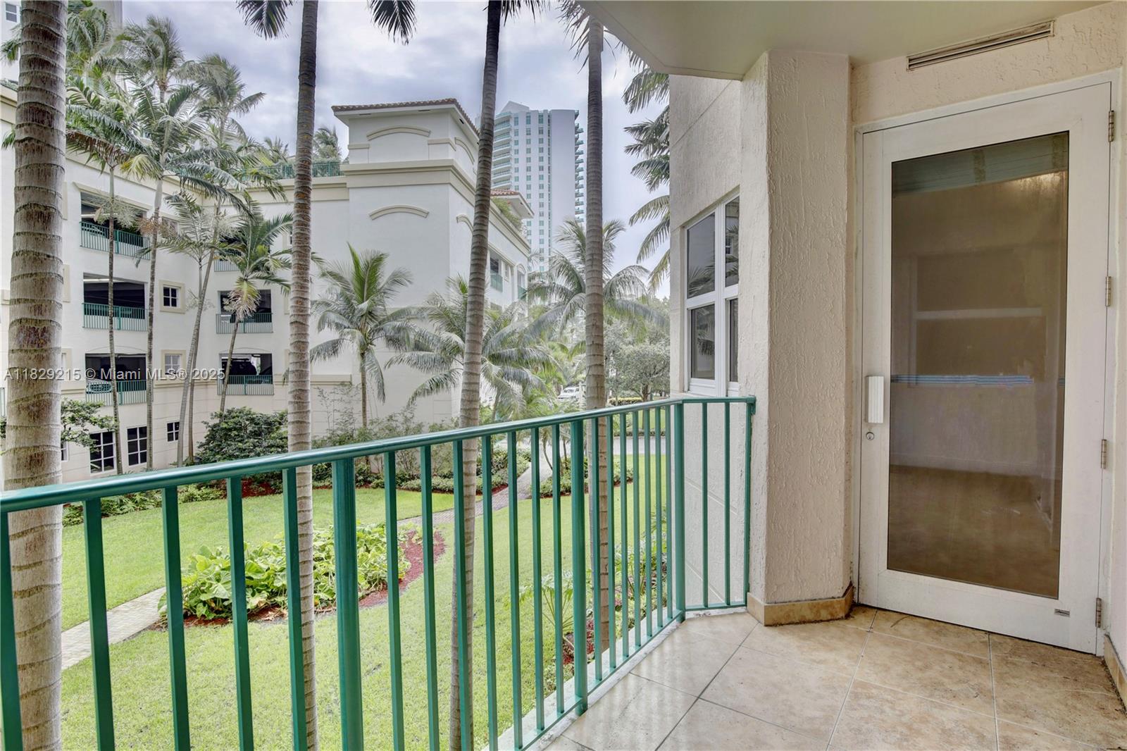 TURNBERRY VILLAGE SO TOWE - Residential