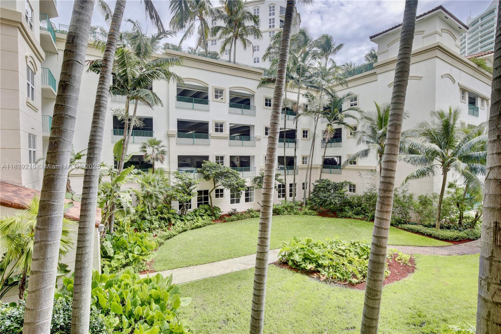 TURNBERRY VILLAGE SO TOWE - Residential