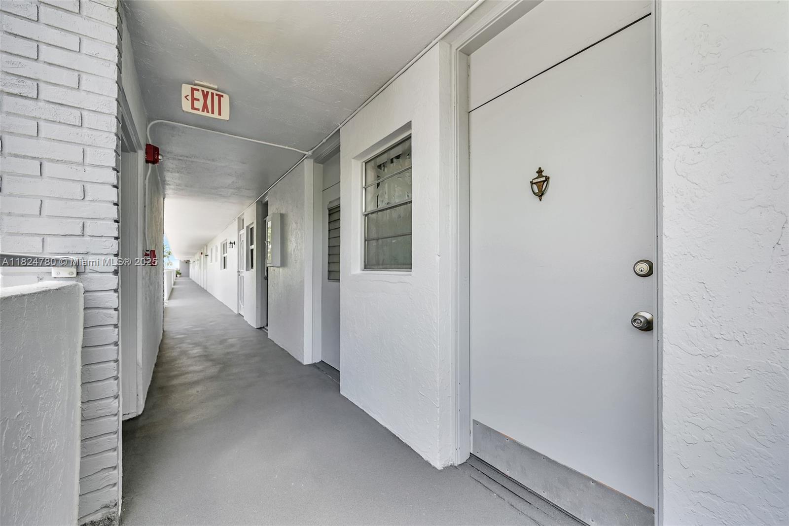 3551 NE 169th St 312, North Miami Beach, FL, 33160/$210,000 1 3551 NE 169th St 312