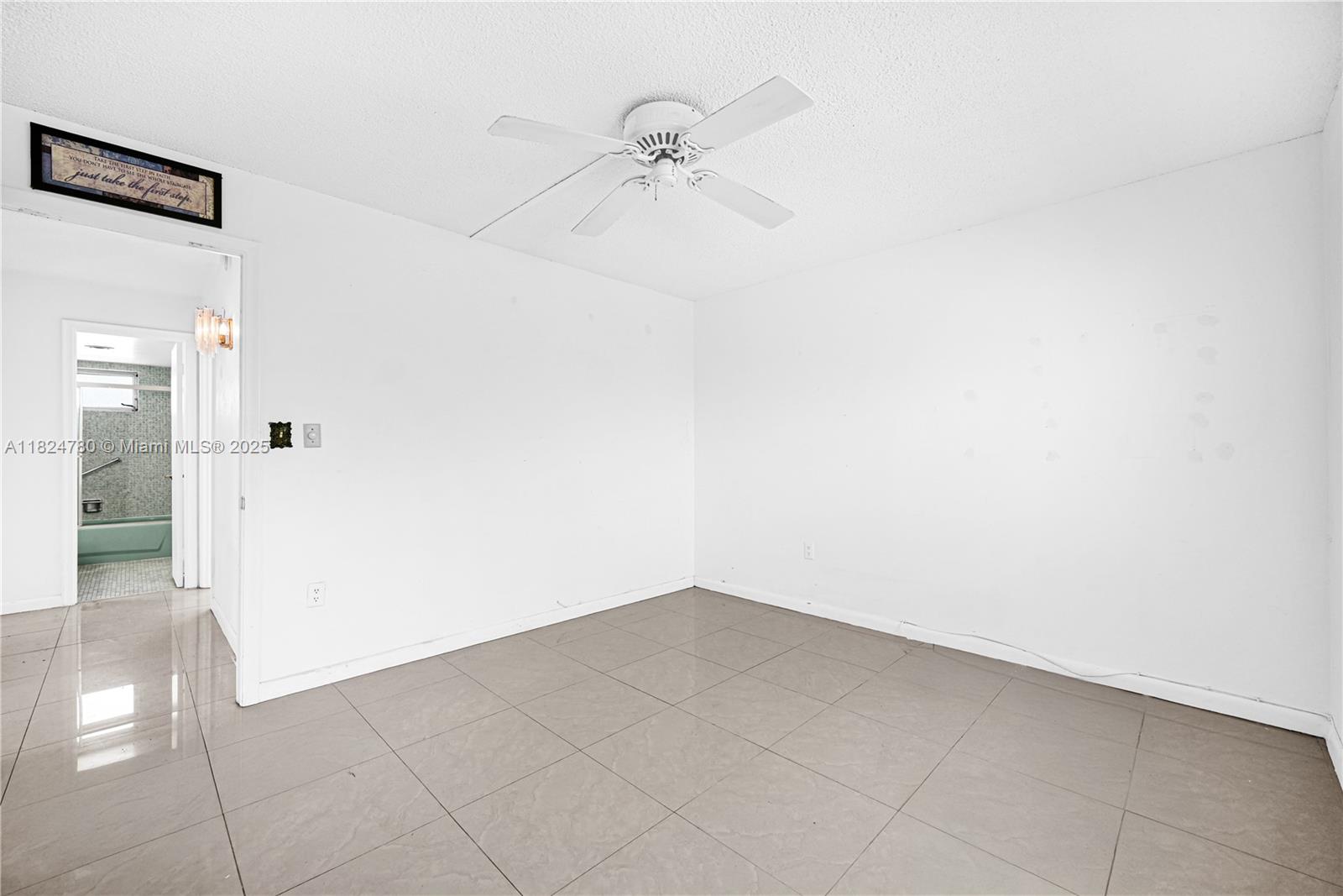 EDEN ISLES CONDO PART 1 - Residential