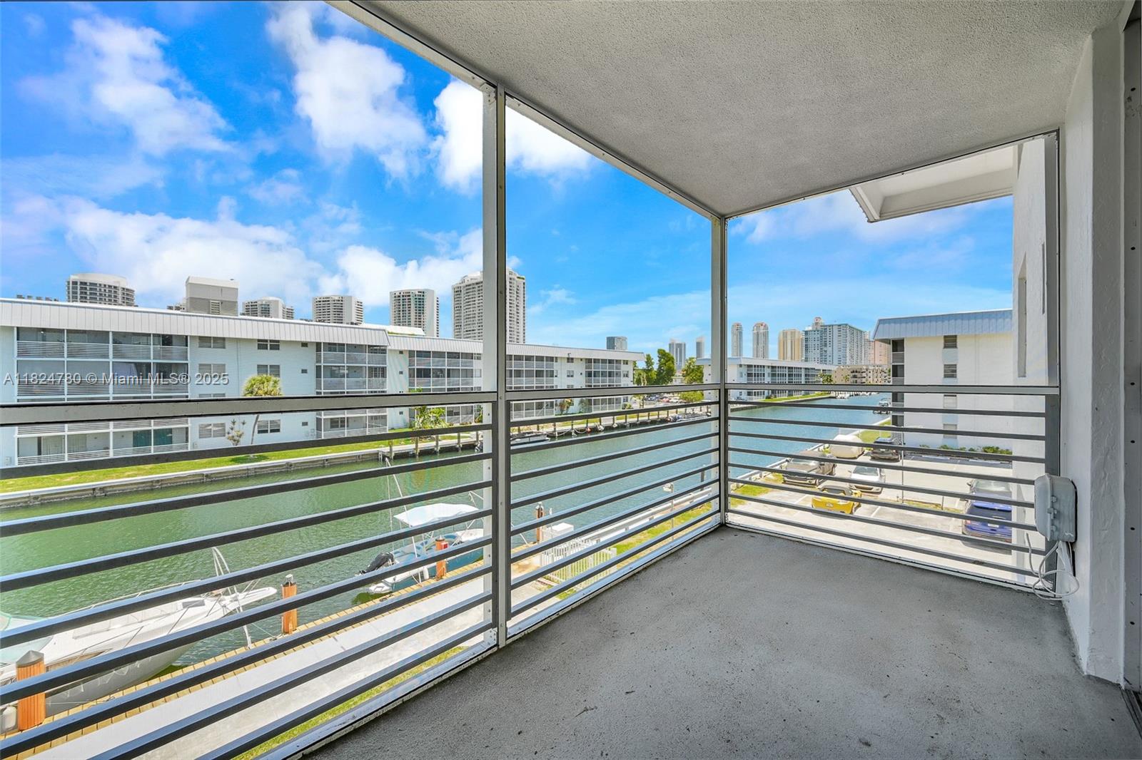 EDEN ISLES CONDO PART 1 - Residential