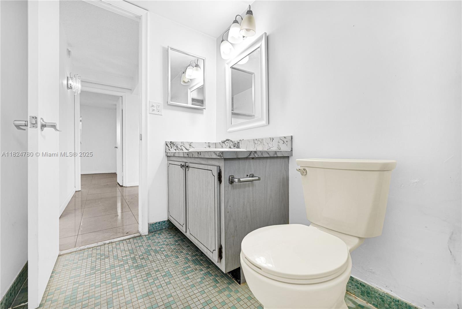 EDEN ISLES CONDO PART 1 - Residential