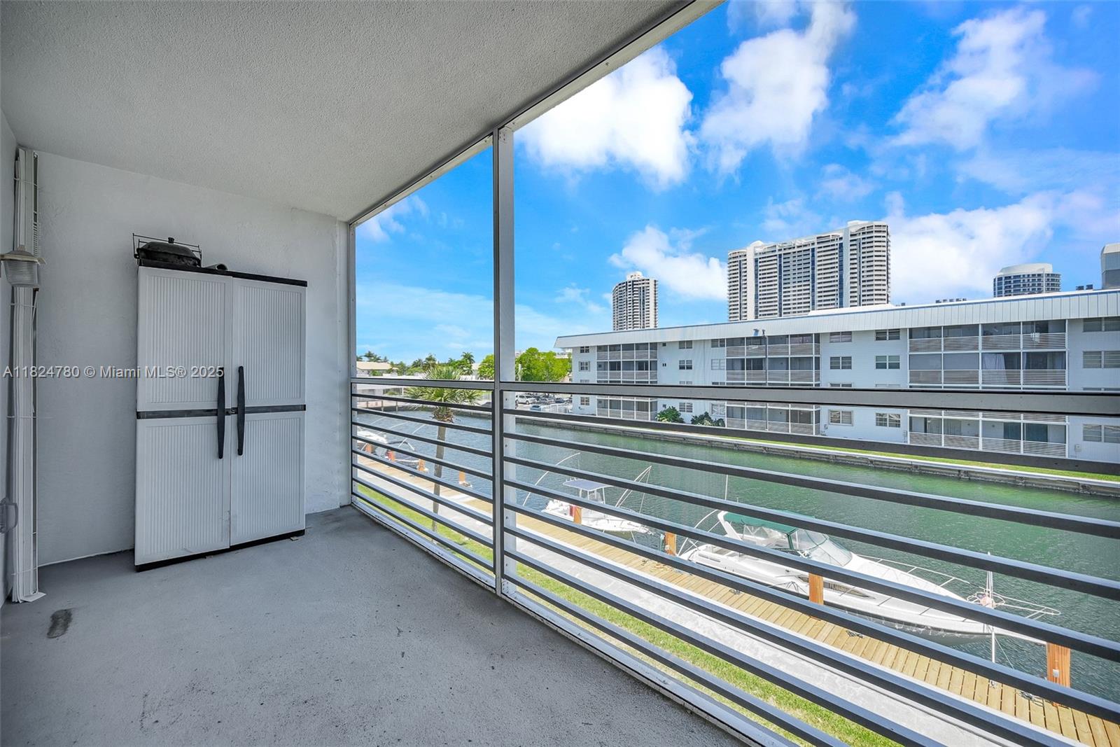 EDEN ISLES CONDO PART 1 - Residential