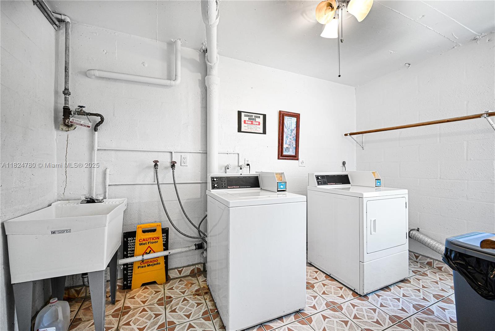 EDEN ISLES CONDO PART 1 - Residential