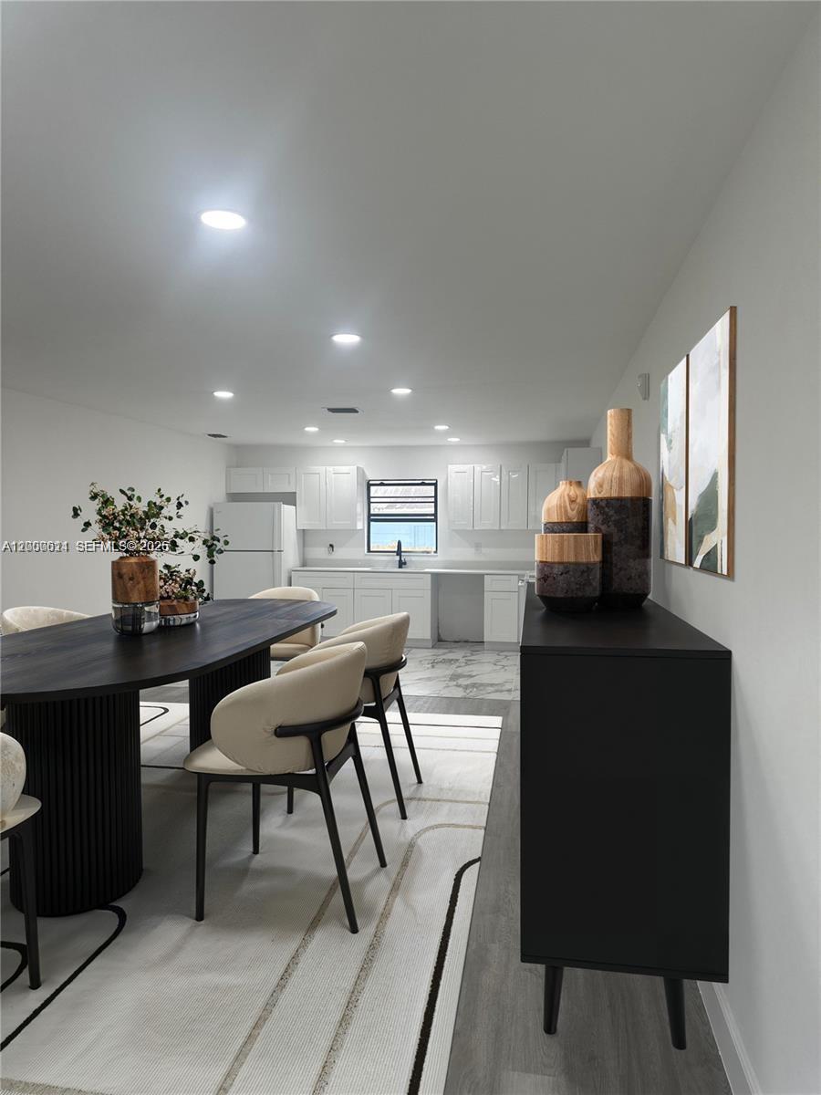 PALM GARDEN PARK - Residential Lease