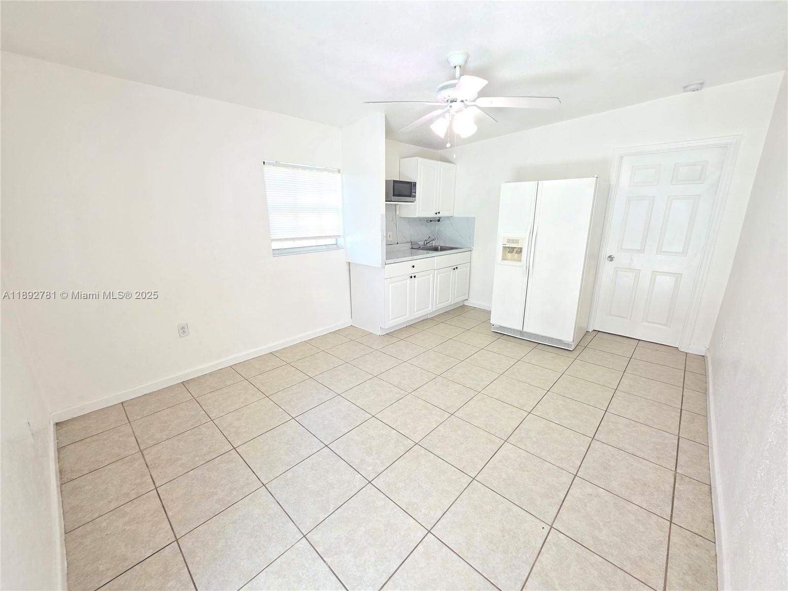 GUAVA GROVES ESTATES - Residential Lease