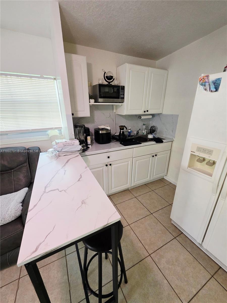 GUAVA GROVES ESTATES - Residential Lease