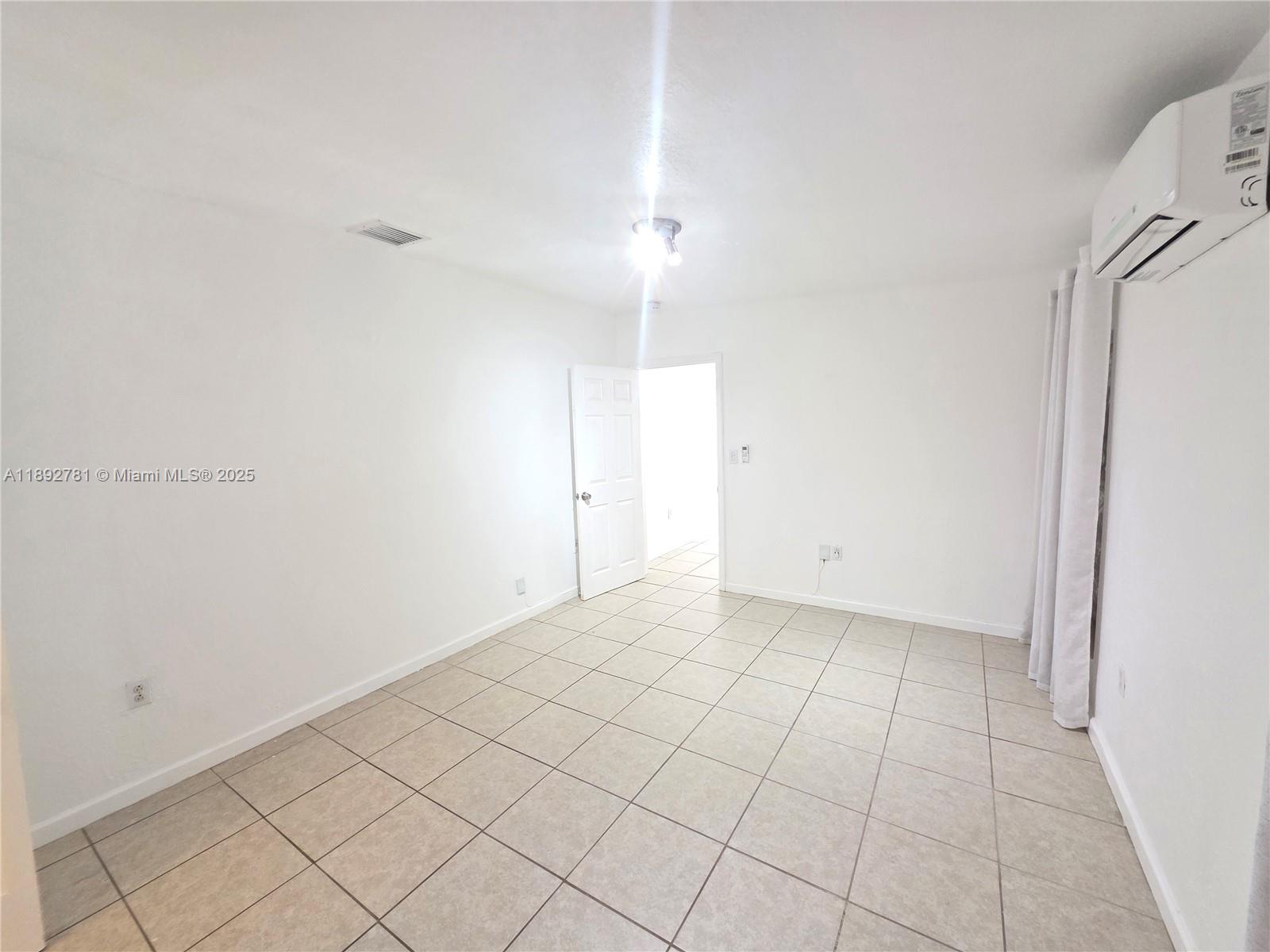 GUAVA GROVES ESTATES - Residential Lease