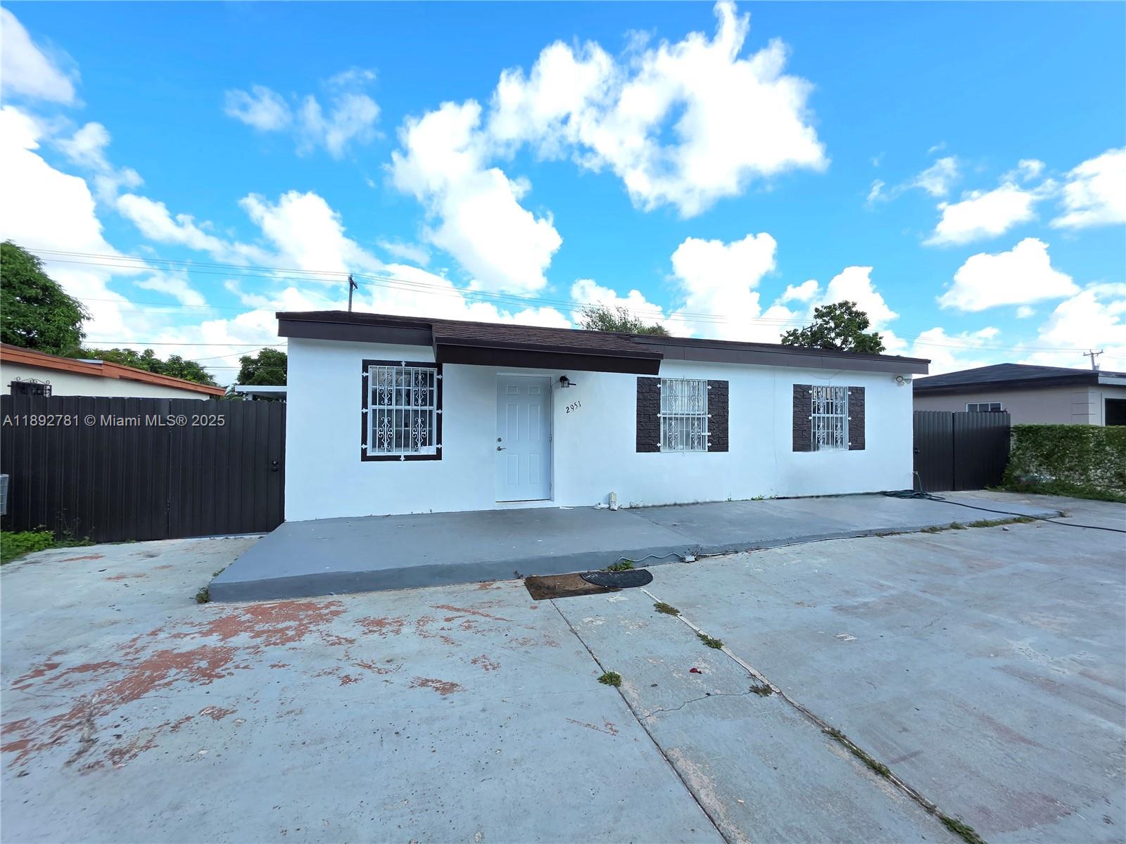 GUAVA GROVES ESTATES - Residential Lease