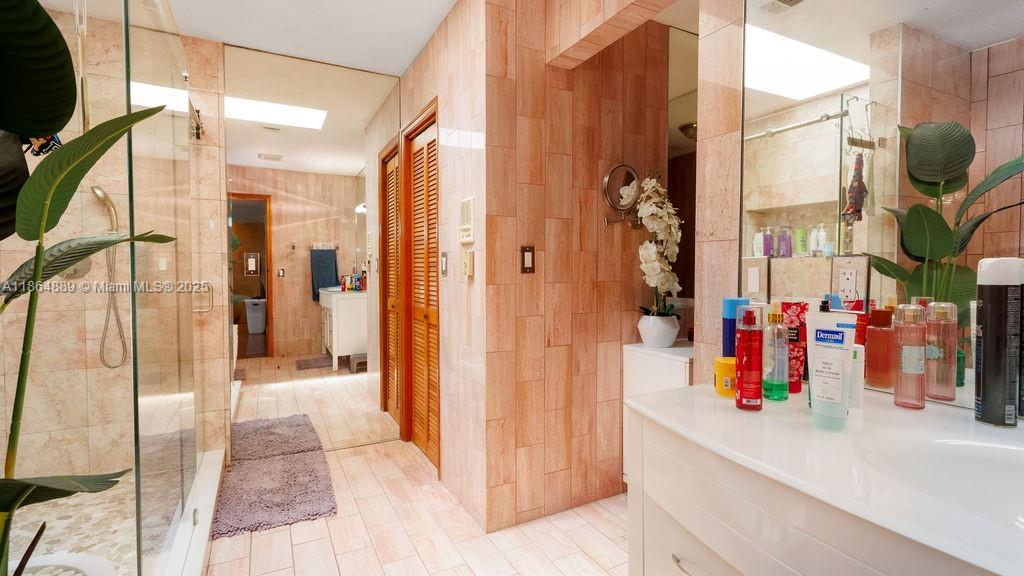 MARIVI GARDENS - Residential