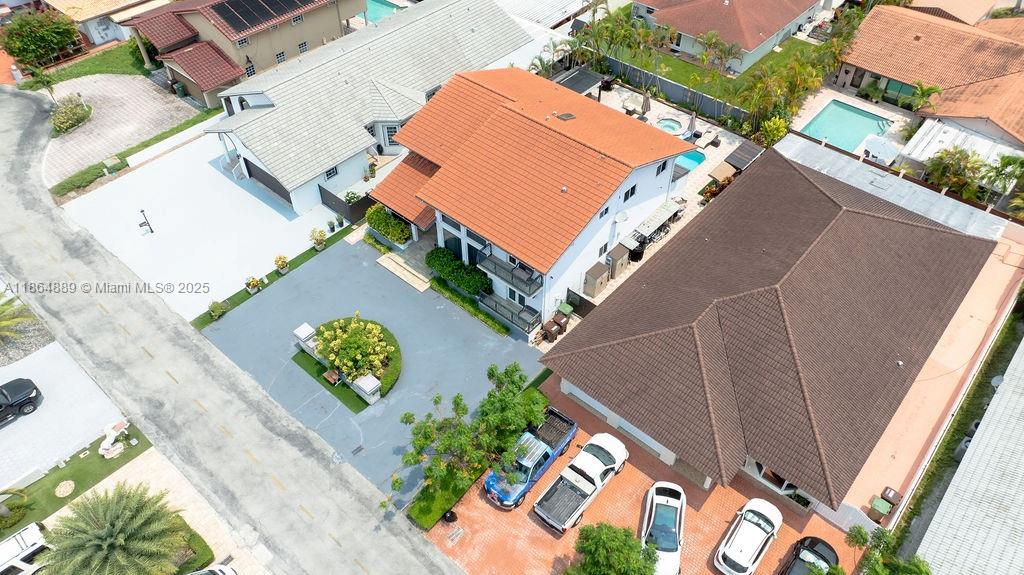 MARIVI GARDENS - Residential