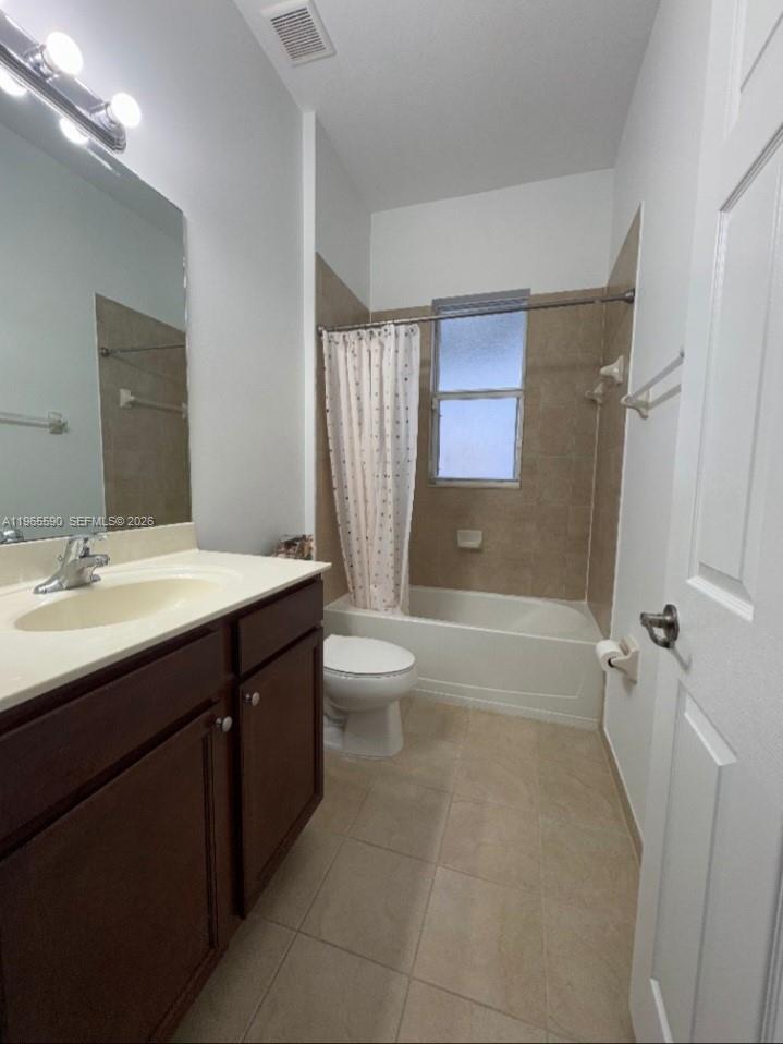 KENDALL COMMONS RESIDENTI - Residential