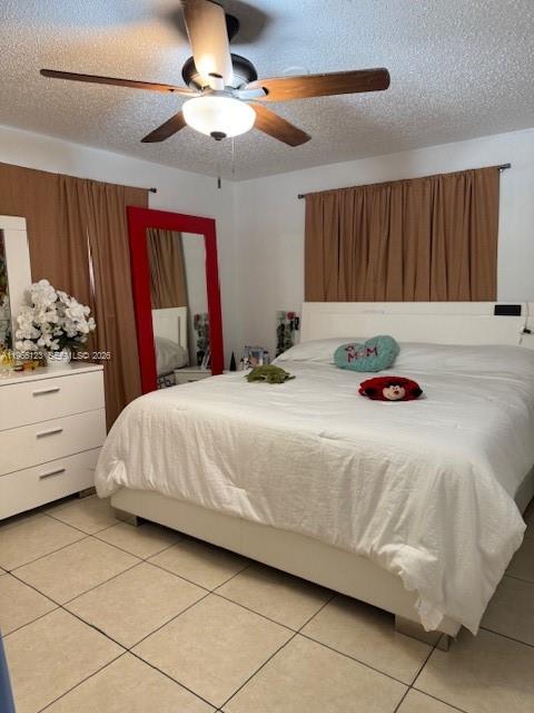 HIALEAH HOMESITES - Residential