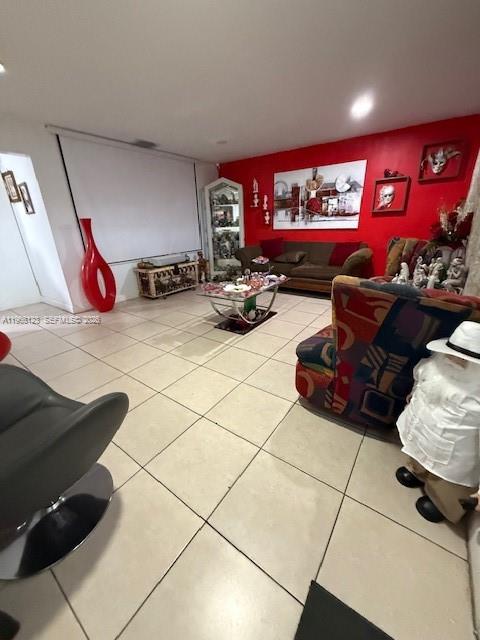 HIALEAH HOMESITES - Residential