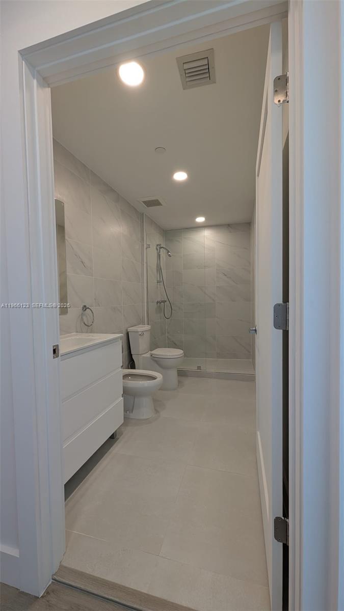 HIALEAH HOMESITES - Residential