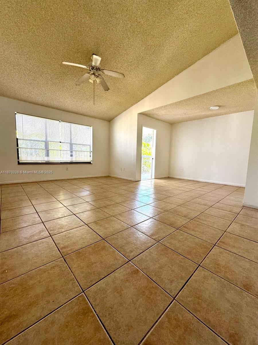 PALM AIRE GARDENS CONDO - Residential