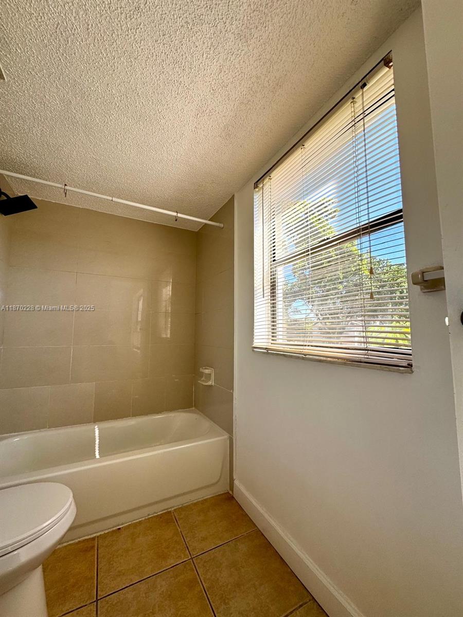 PALM AIRE GARDENS CONDO - Residential