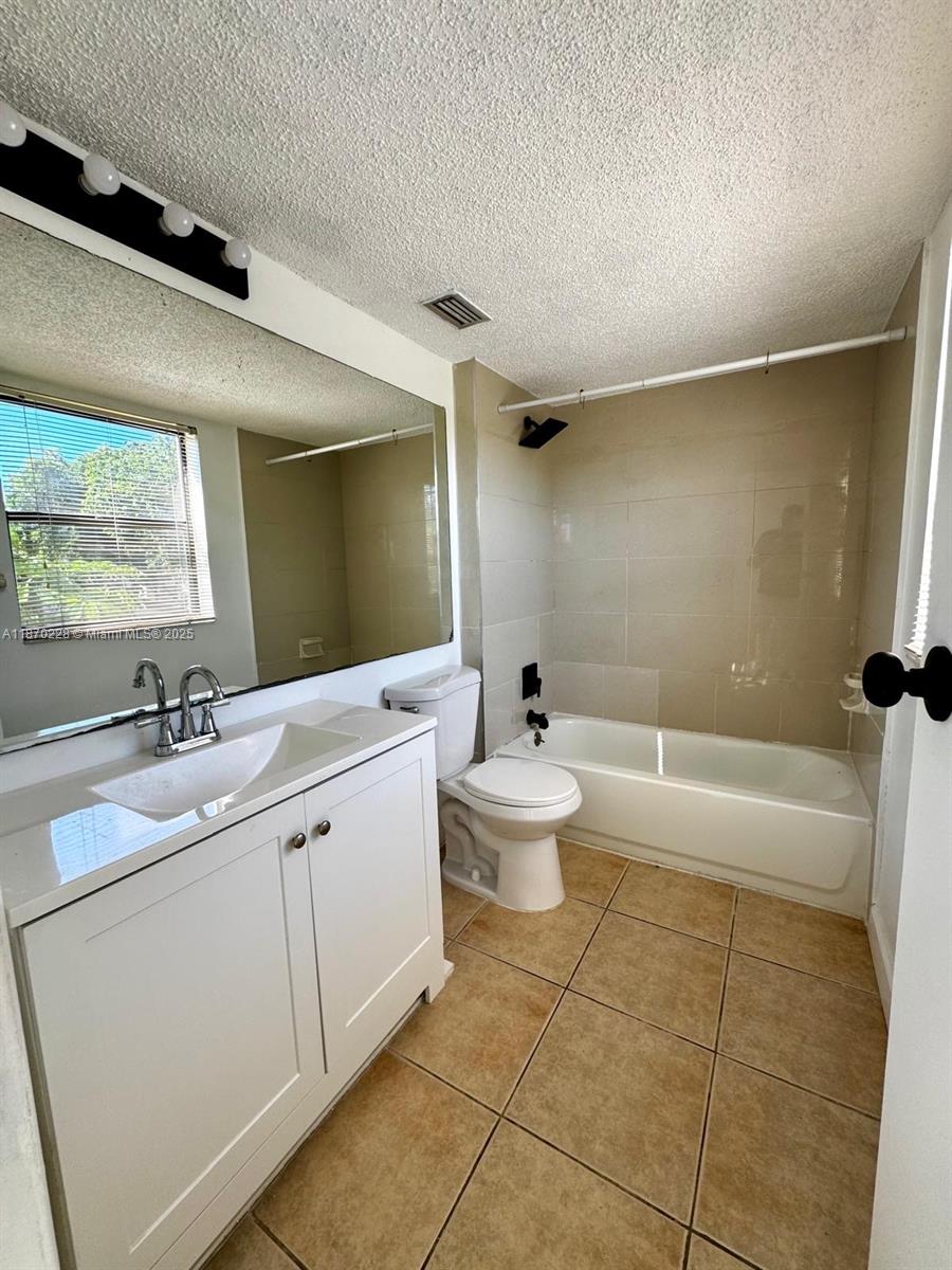 PALM AIRE GARDENS CONDO - Residential