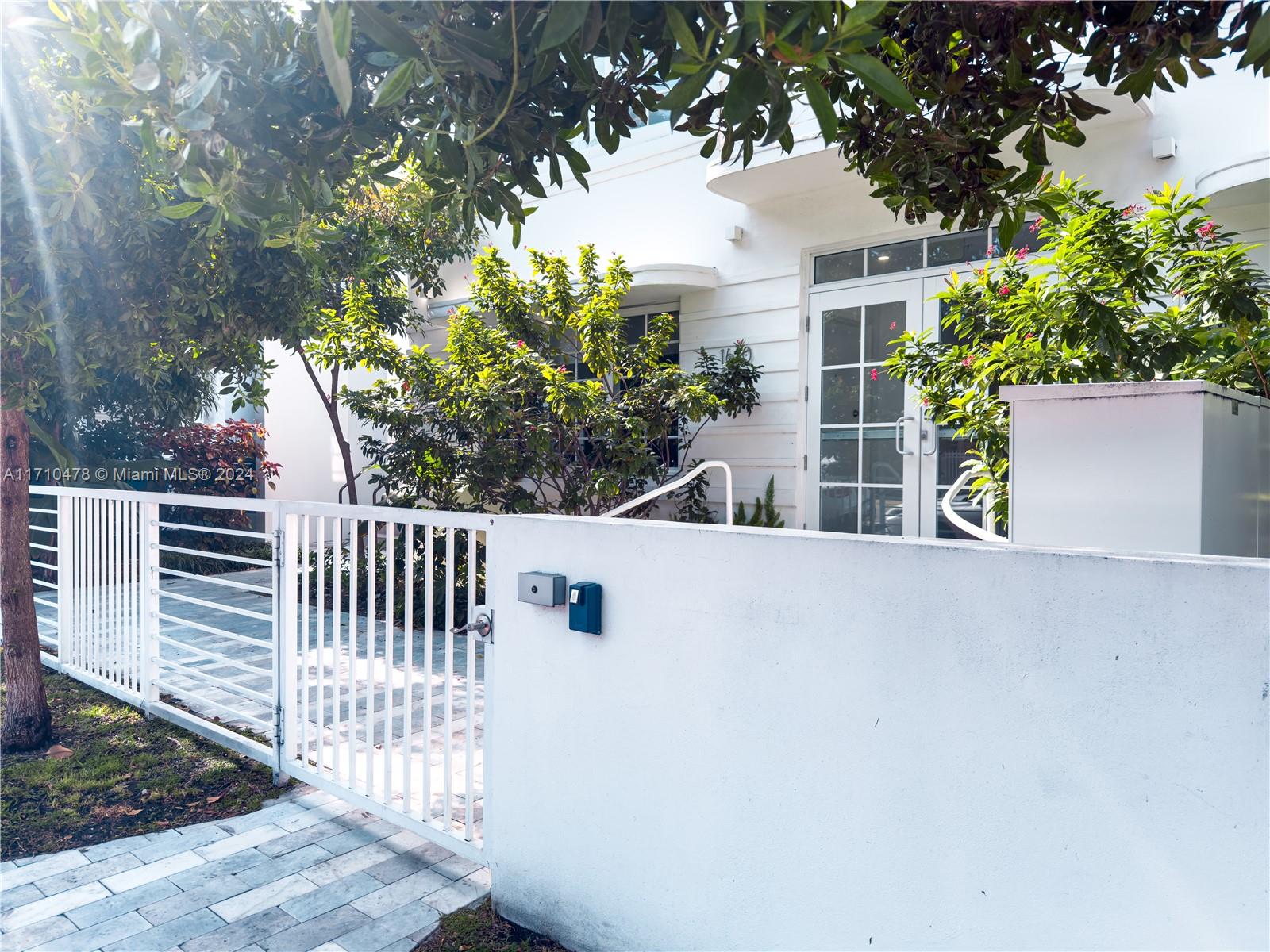 LINCOLN SUB - Residential Lease